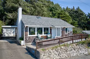 2601 S Hemlock St, Cannon Beach, OR 97110 - Photo 1