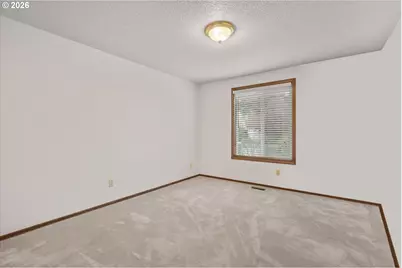 668 NE 21st Ave, Hillsboro, OR 97124 - Photo 26