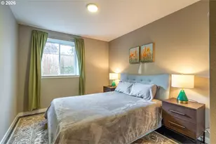 1336 NE Holland St, Portland, OR 97211 - Photo 38