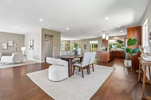 1336 NE Holland St, Portland, OR 97211 - Photo 8