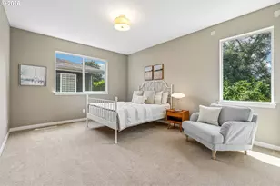 1336 NE Holland St, Portland, OR 97211 - Photo 26