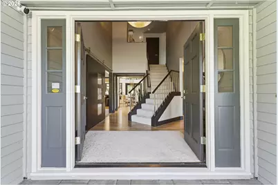 6320 SW Merlin Ct, Portland, OR 97219 - Photo 4