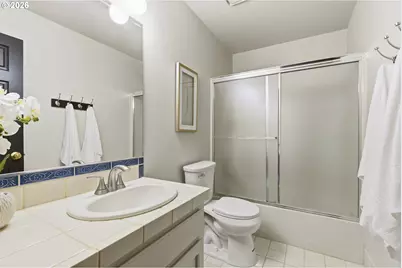 6320 SW Merlin Ct, Portland, OR 97219 - Photo 36