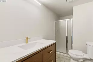 6320 SW Merlin Ct, Portland, OR 97219 - Photo 38