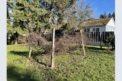 515 SW Monroe St, Sheridan, OR 97378 - Photo 6