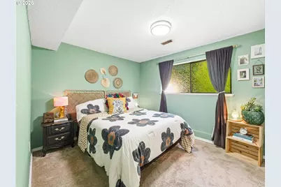 14405 SW 27th Ct, Beaverton, OR 97008 - Photo 24