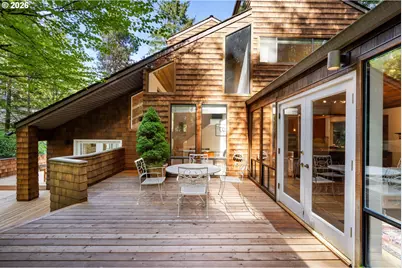 3107 SW Nottingham Dr, Portland, OR 97201 - Photo 44