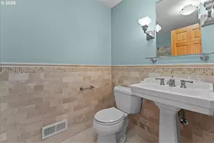 3868 SE Pine St, Hillsboro, OR 97123 - Photo 22