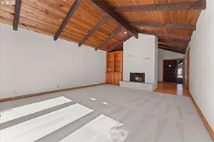 3868 SE Pine St, Hillsboro, OR 97123 - Photo 6
