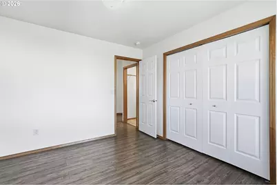 330 NE Fircrest Pl, McMinnville, OR 97128 - Photo 24