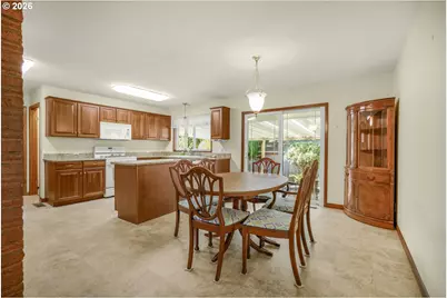 9819 SE 36th Ave, Milwaukie, OR 97222 - Photo 8