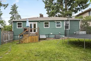 11602 SE Main St, Portland, OR 97216 - Photo 32
