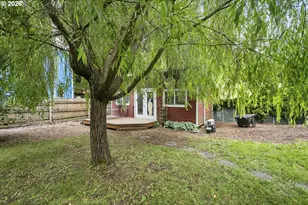 11602 SE Main St, Portland, OR 97216 - Photo 38
