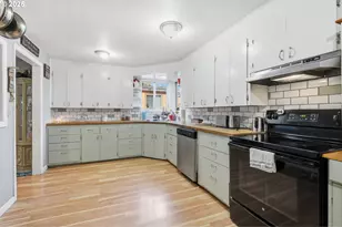 2316 SE 141st Ave, Portland, OR 97233 - Photo 10