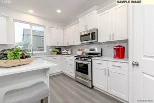 3197 S Nectarine St, Cornelius, OR 97113 - Photo 8