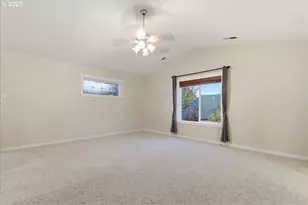 305 NW 152nd St, Vancouver, WA 98685 - Photo 28