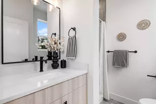 9300 N New York Ave, Portland, OR 97203 - Photo 6