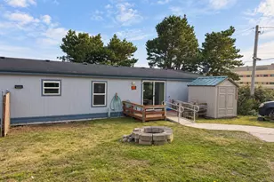 94255 4th St, Gold Beach, OR 97444 - Photo 28
