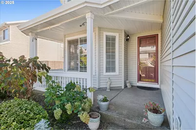 15330 SE Ogden Dr, Portland, OR 97236 - Photo 2