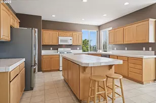 15330 SE Ogden Dr, Portland, OR 97236 - Photo 10