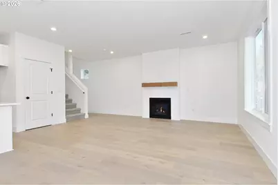 14205 SE Cannon St, Portland, OR 97236 - Photo 6