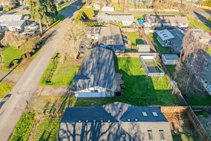 759 SE Elm St, Dundee, OR 97115 - Photo 34