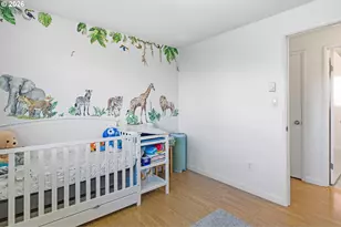 759 SE Elm St, Dundee, OR 97115 - Photo 18