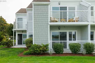 125 N Hayden Bay Dr, Portland, OR 97217 - Photo 26