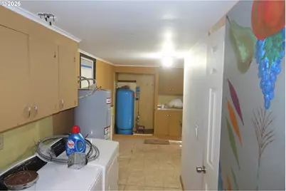 64250 E McIntyre Rd, Rhododendron, OR 97049 - Photo 12