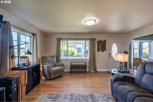 1789 14th St, North Bend, OR 97459 - Photo 10