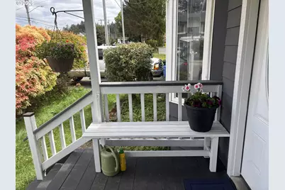 1789 14th St, North Bend, OR 97459 - Photo 4