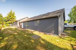1789 14th St, North Bend, OR 97459 - Photo 38