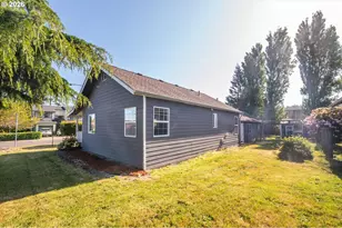 1789 14th St, North Bend, OR 97459 - Photo 42