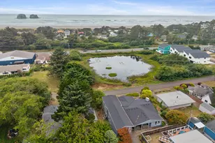 1064 S Front St, Rockaway Beach, OR 97136 - Photo 2