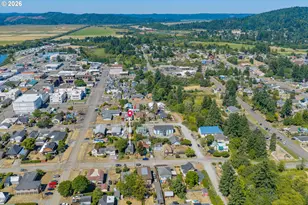 343 N Elliott St, Coquille, OR 97423 - Photo 8