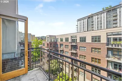 821 NW 11th Ave #609, Portland, OR 97209 - Photo 28