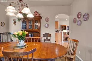 212 Chimney Rock Ln, Eugene, OR 97404 - Photo 14