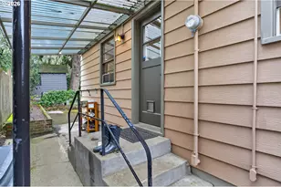 222 SE 62nd Ave, Portland, OR 97215 - Photo 36