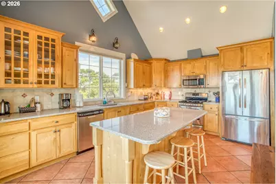 5020 NW Lee Ave, Lincoln City, OR 97367 - Photo 10