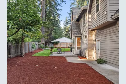16723 Bonaire Ave, Lake Oswego, OR 97035 - Photo 38