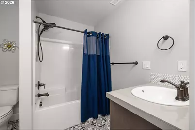 4002 Roxbury Dr, West Linn, OR 97068 - Photo 34