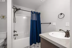 4002 Roxbury Dr, West Linn, OR 97068 - Photo 34