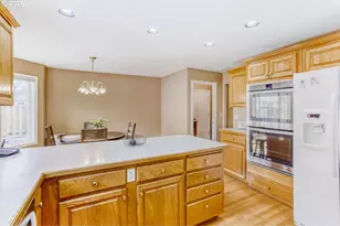 616 NW Pacific Grove Dr, Beaverton, OR 97006 - Photo 12