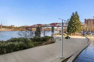 1310 NW Naito Pkwy, Portland, OR 97209 - Photo 28