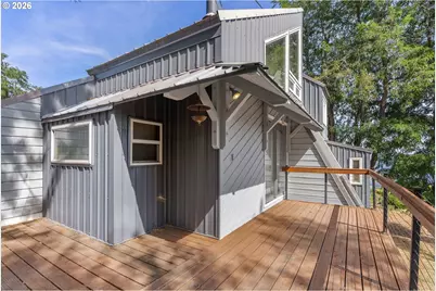 312 Hale Dr, Underwood, WA 98651 - Photo 8