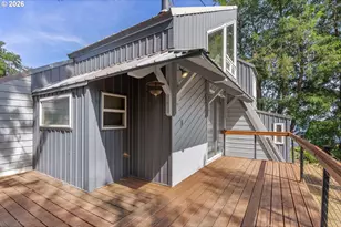 312 Hale Dr, Underwood, WA 98651 - Photo 8