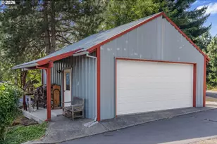 312 Hale Dr, Underwood, WA 98651 - Photo 14