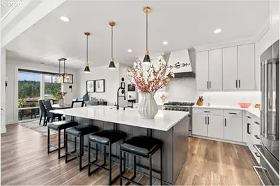 525 NW Crater Lake Dr, Dallas, OR 97338 - Photo 14
