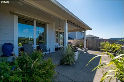 525 NW Crater Lake Dr, Dallas, OR 97338 - Photo 34