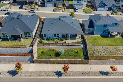 525 NW Crater Lake Dr, Dallas, OR 97338 - Photo 42